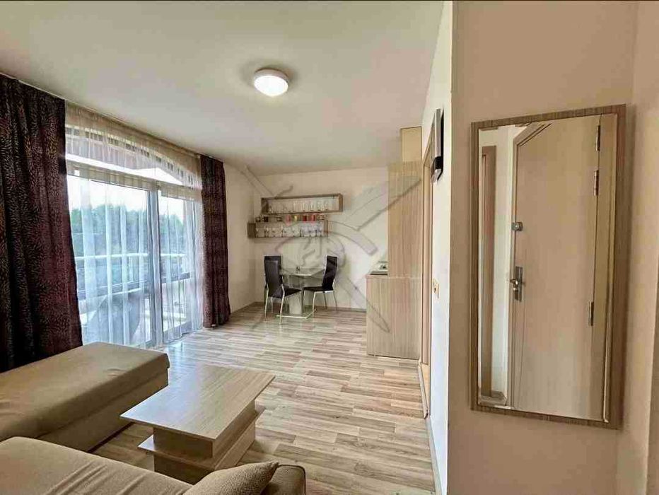 Продава се Двустаен апартамент в к.к. Слънчев бряг - 43 кв.м за 949 €/кв.м - Снимка #3