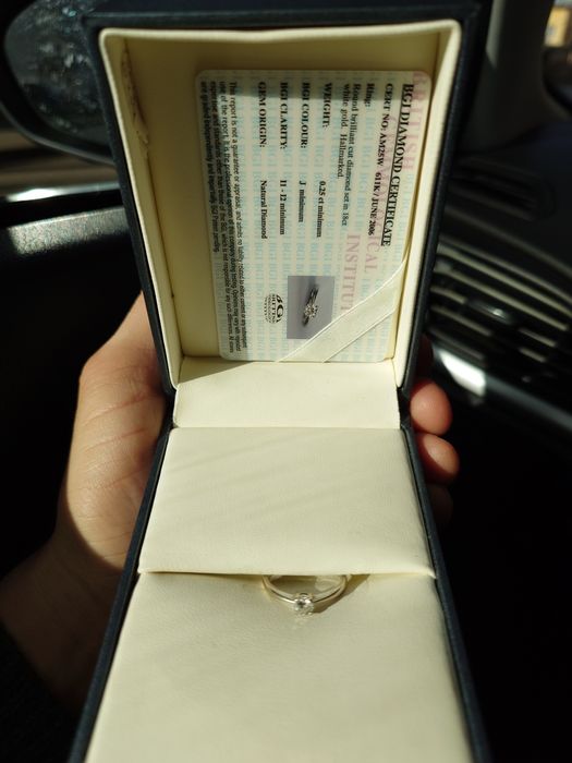 Inel aur alb 18 carate cu diamant 0.25 carate