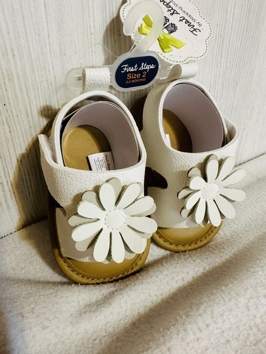 Бебешки буйки обувки Великобритания 3-6 месеца