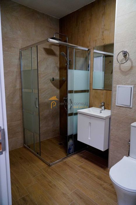 Дава се под наем Едностаен апартамент в Пловдив, Южен - 40 кв.м за 298.86 € - Снимка #3