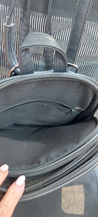 Rucsac piele naturala, impecabil