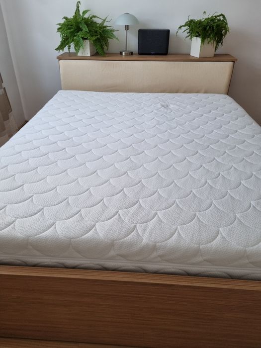 Vand mobila dormitor