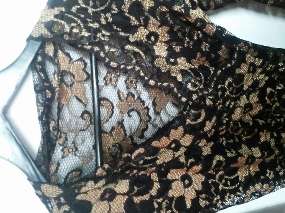 Рокля ликра, дантела и памук.