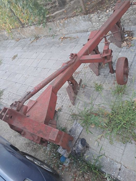 Плуг за трактор