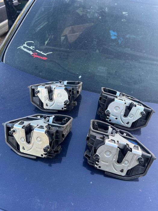 Broasca usa BMW E60 E61 stanga dreapta fata spate