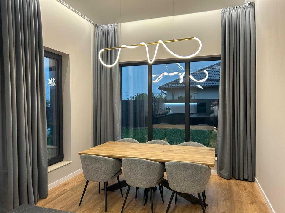 Casa 195mp pe parter complet mobilata| 650mp teren| 30mp terasa acoperita| Langa Nusco Homes Tunari| pompa de caldura| Smart Home