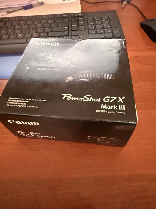 Canon G7X Mark III