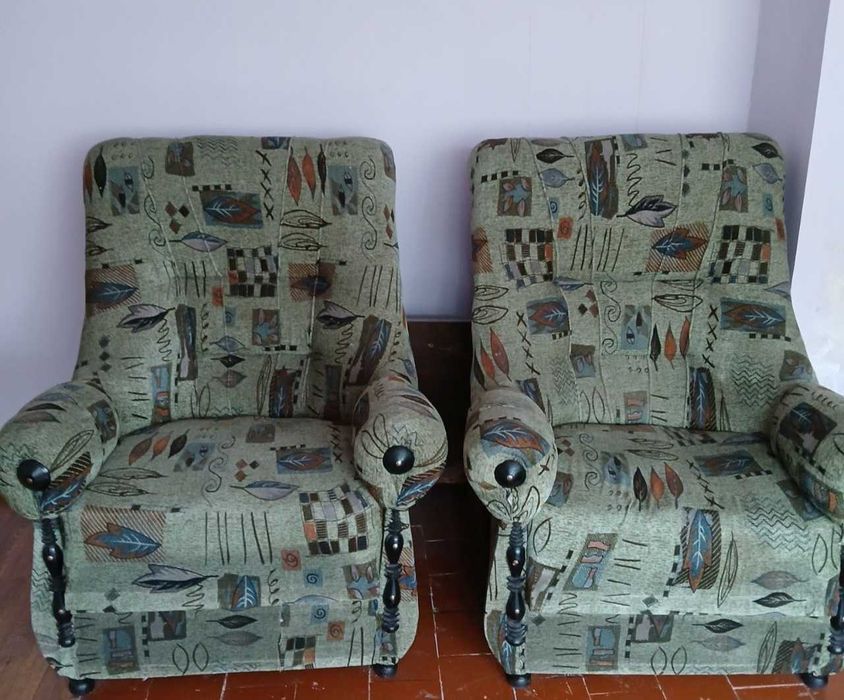 Диван и кресла. Город Ангрен