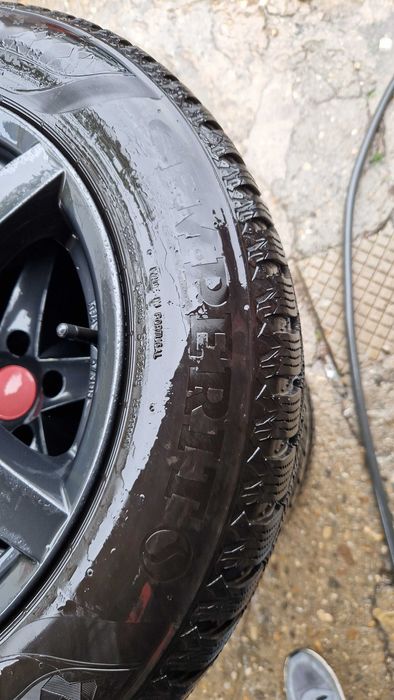 Hyundai, DACIA, KIA джанти със зимни гуми 205/60/16 7J×16 ET45 5×115