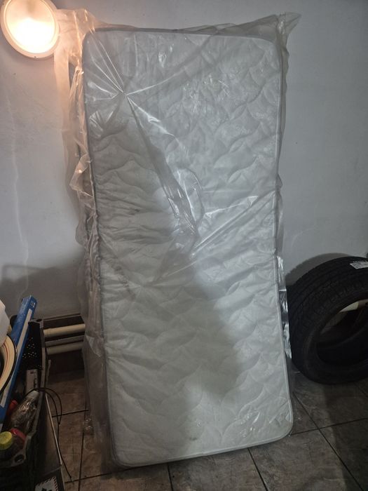 Продам матрас фирмы Сава