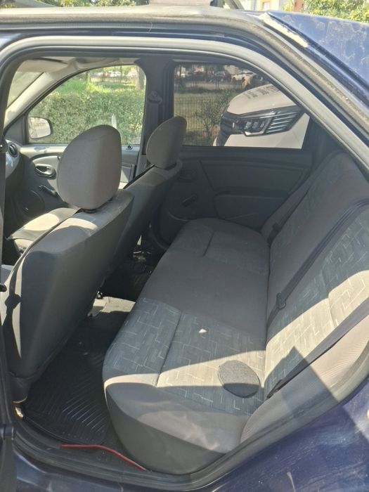 Se vide dacia logan