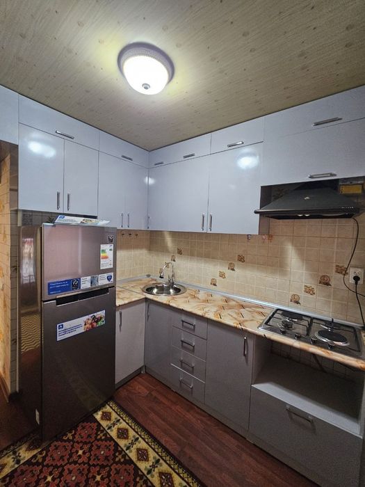 Срочно продаётся 2х ком квартира на 1-этаже Микрорайон