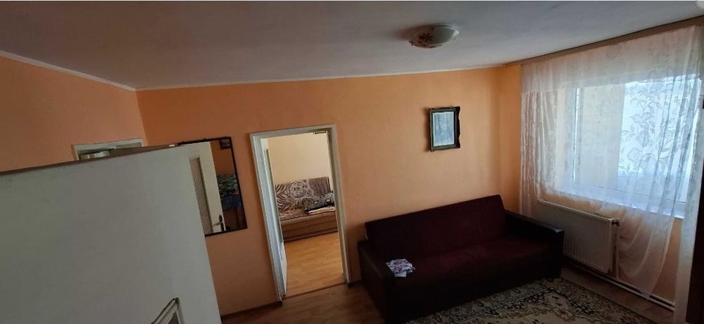 DE VANZARE Apartament 3 camere centru