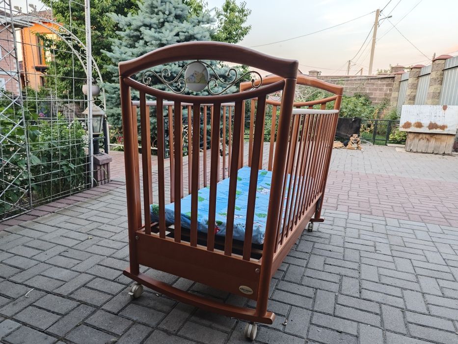 Манеж детский деревянный