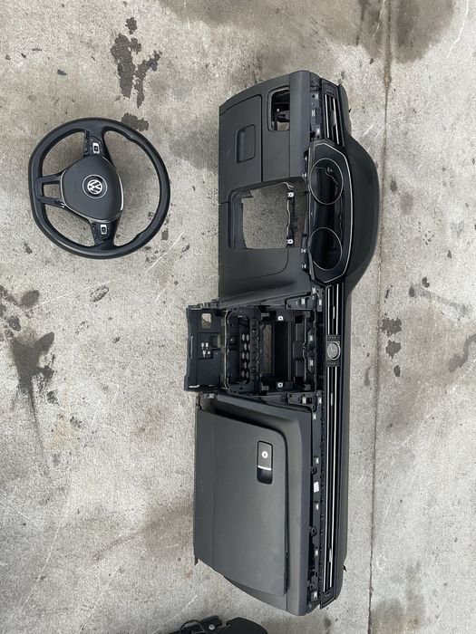 Torpedou / grila ventilatie bord / trim Volkswagen Passat b8