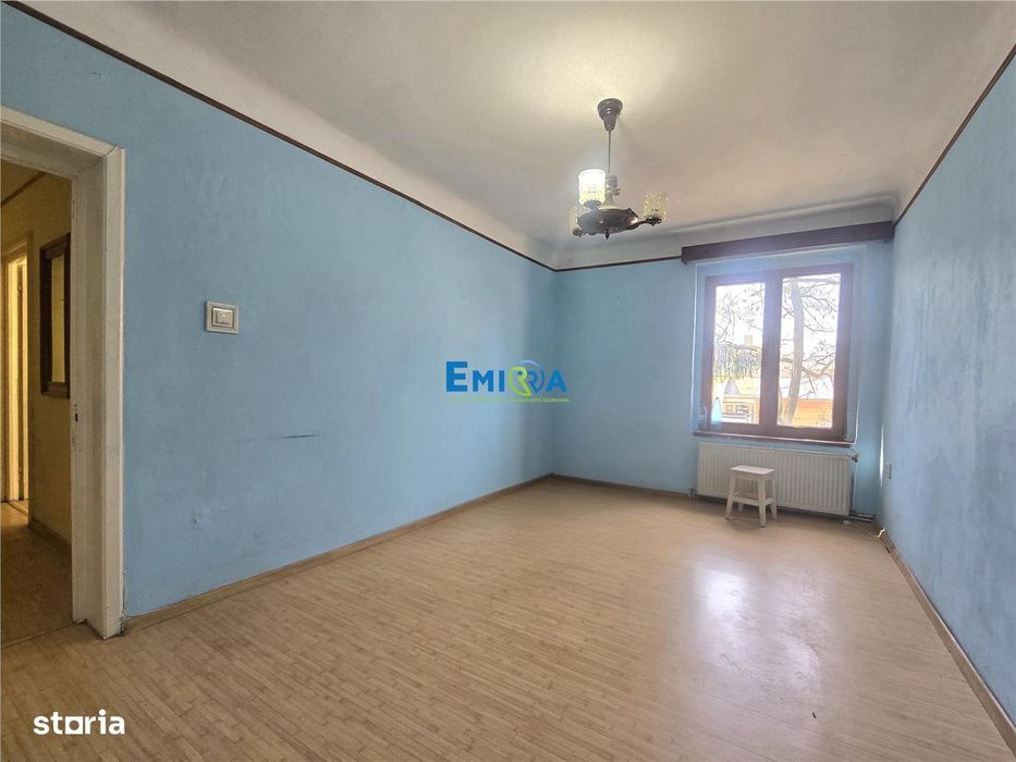 Apartament de vanzare ultracentral Bacau, etaj 1, pozitie premium
