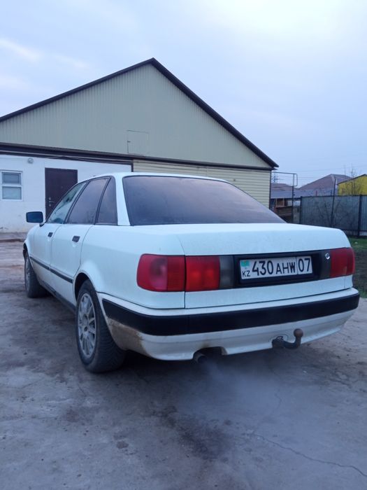 Продам Ауди 80 б4