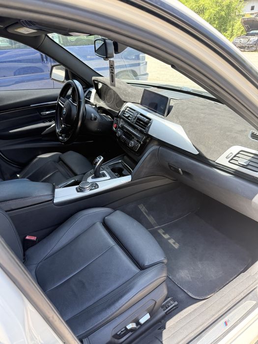 Bmw f30 340.     .