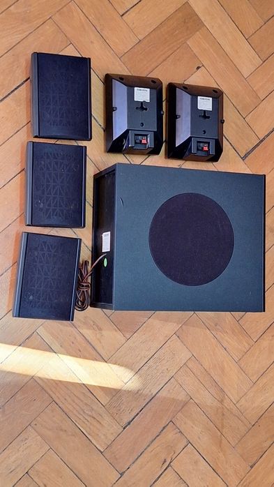 Boxe (difuzoare) surround sistem home cinema 5.1 și 2.0