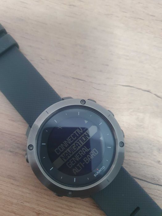 Мъжки часовник Suunto Traverse Graphite