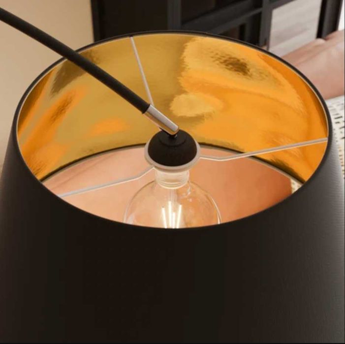 Подова лампа Lindby Esti, черна/златна, плат, височина 192 cm