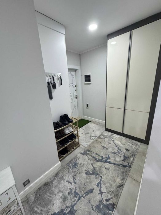 яккасарай 2х ком Жк Istanbul city 3й этаж с ремонтом Улица А.Каххара;