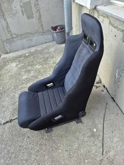 Спортна седалка тръбна