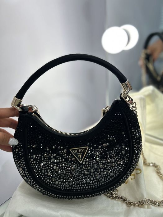 Лимитирана оригинална дамска чанта Guess с камъни