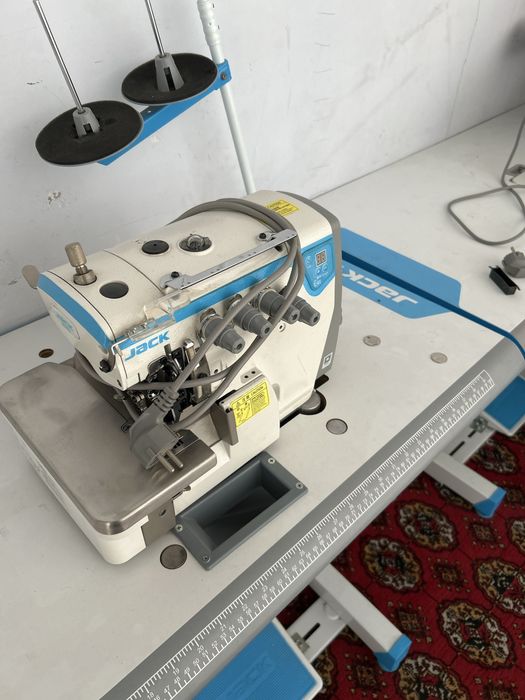 СРОЧНО Тўғри чок Jack F5,Оверлок Jack E4S