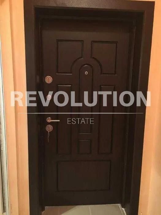 Дава се под наем Тристаен апартамент в Варна, Червен площад - 80 кв.м за 600 € - Снимка #9