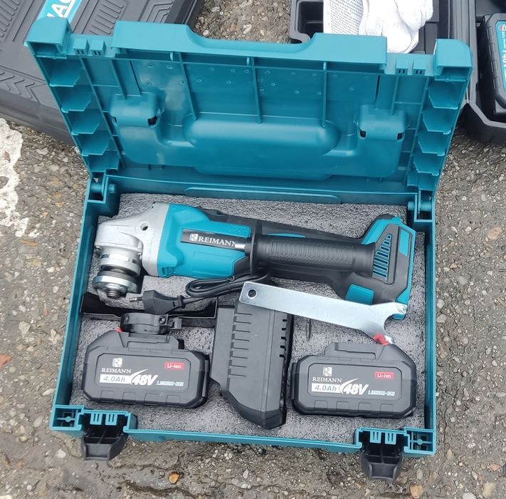 Polizor unghiular cu acumulator