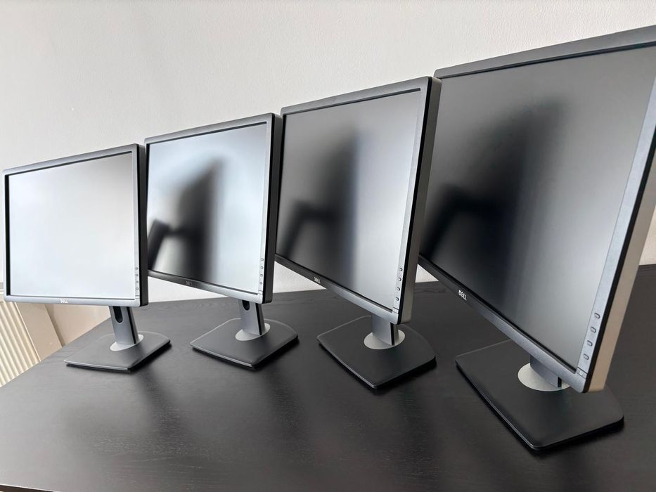 DELL 24 inch UltraSharp U2412M - IPS LED - 1 monitor - 1920 x 1200