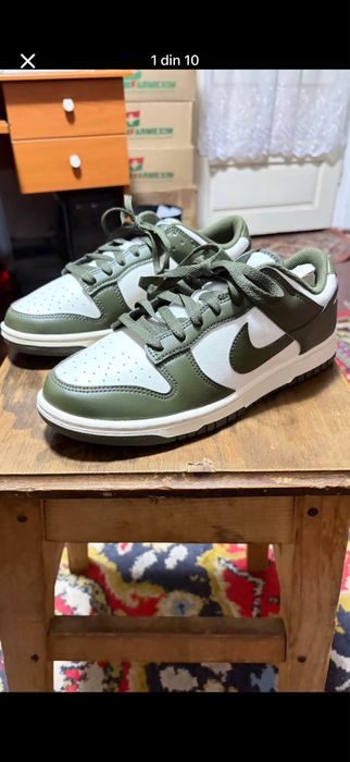 Adidasi Nike Dunk Low barbati 41