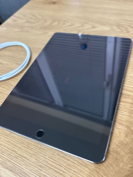 Ipad pro 5th Gen 9,7inch
