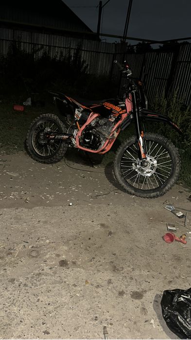 продам энудро ZUUMAV K5