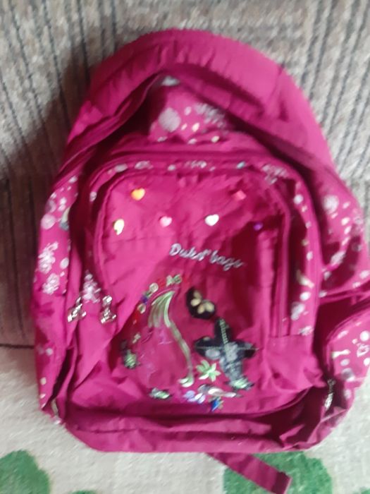 Продам сумку для девочек