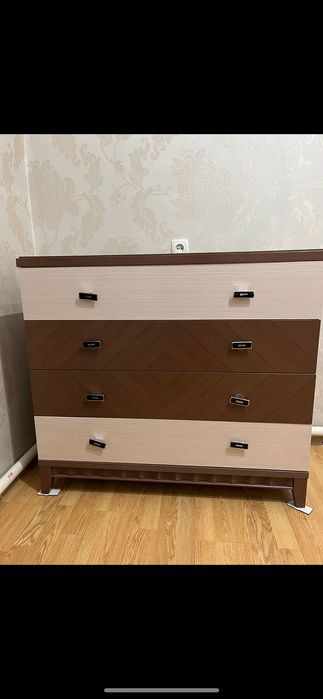 Спальный гарнитур отличного качества