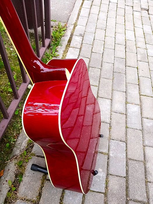 Мартинез дредноут.Состояние нового.