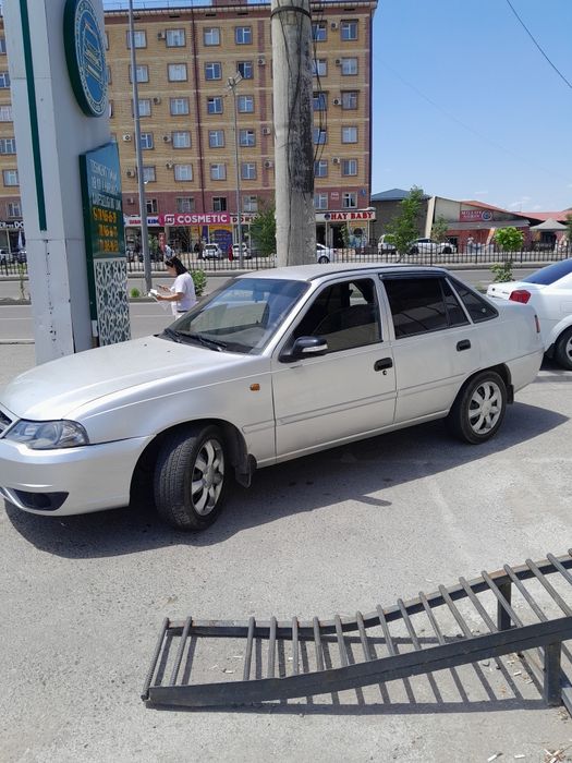 Нексия 2 сотилади