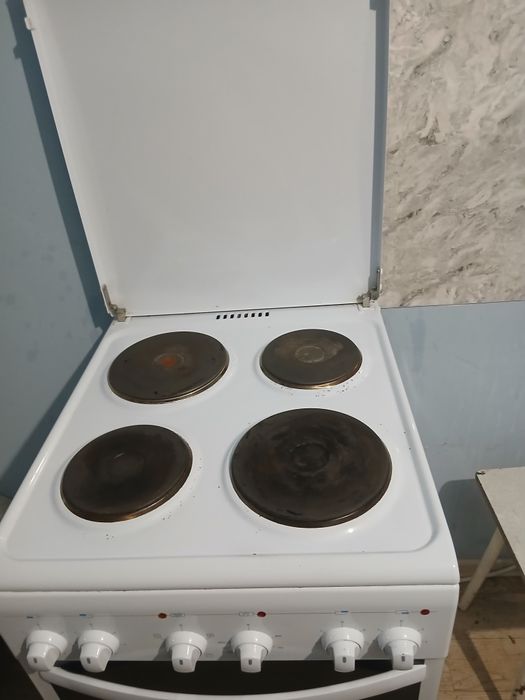 Продам электро плиту