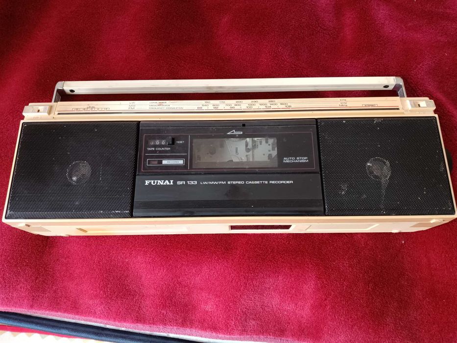 LW/MW/FM Radiocasetofon Funai SR133