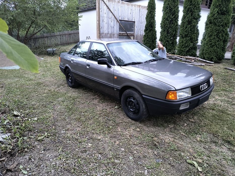 Audi 80 din 1987 cu 40000 km