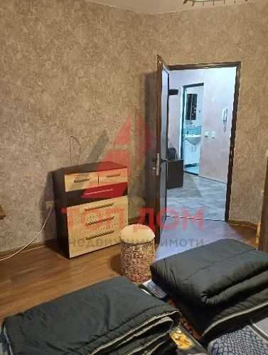 Дава се под наем Тристаен апартамент в Варна, Погреби - 90 кв.м за 663 € - Снимка #3