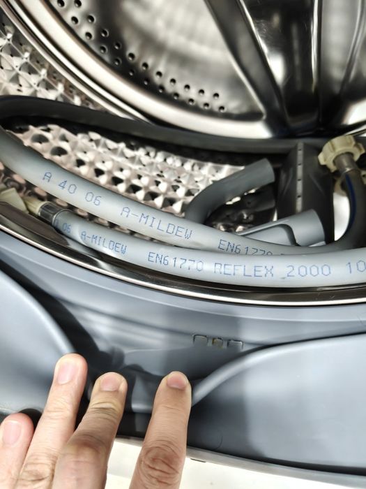 Продам стиральную машину