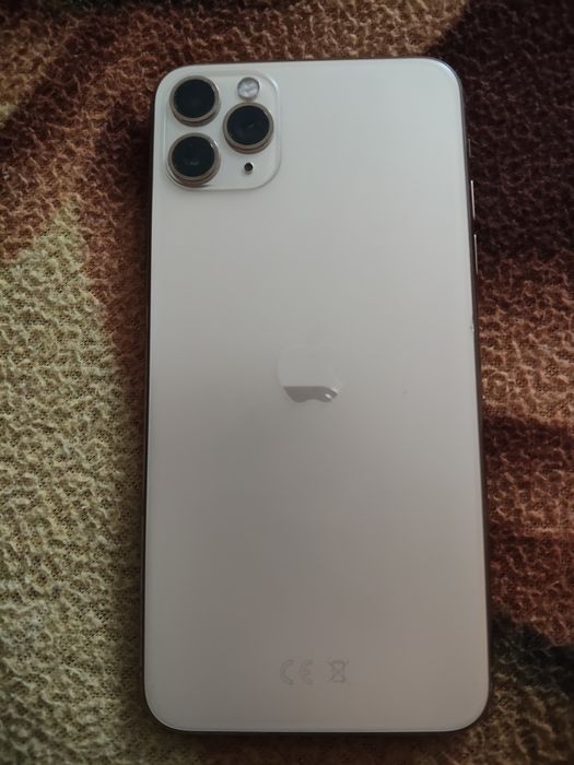 Vând iPhone 11 pro max