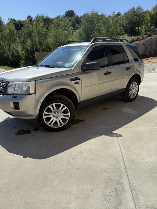 Land rovar freelandar 2