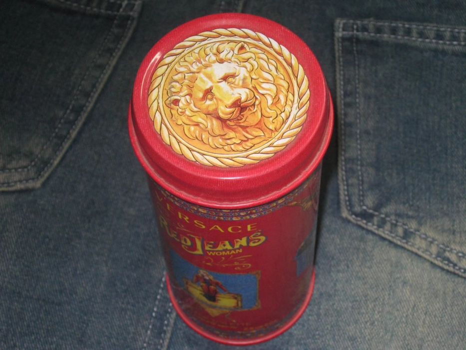Парфюм Versace Red Jeans