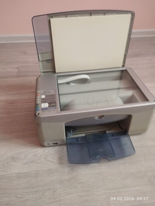 Принтер цветной hp