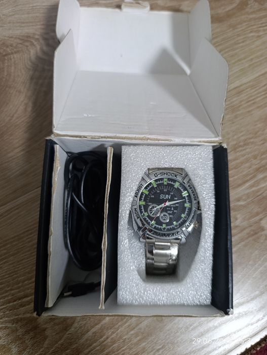 Соат телефонга уланади