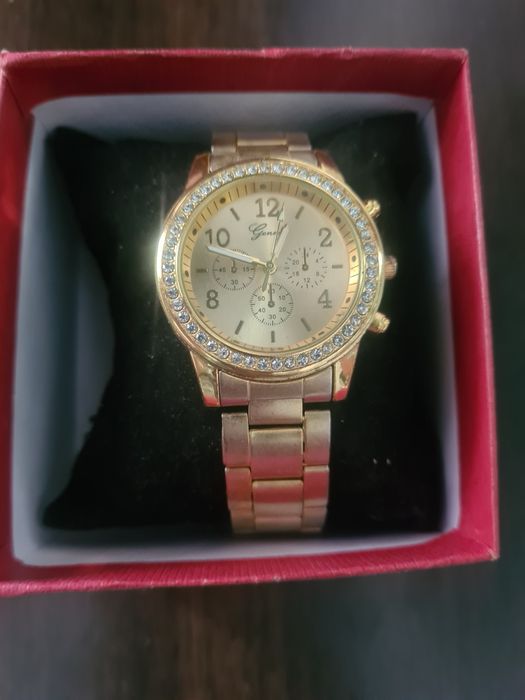 Ceas dama 50 lei
